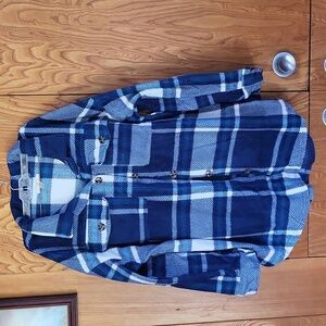 NWOT NYC woman's blue and white flannel shirt/jacket